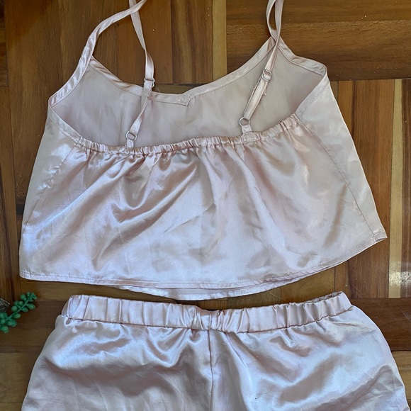 BOOHOO Satin pyjamas - Picture 5 of 7